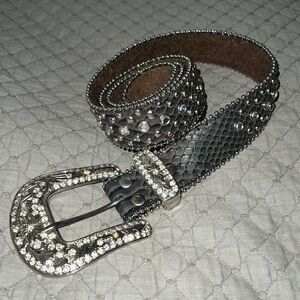 Western beaded brown pewter / silver color rhinestones belt Sz M/L